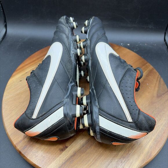 Nike Tiempo Mystic IV FG Men Size 8 Soccer Shoes Cleats Black Leather 454309-018 main image 8